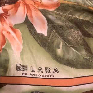 Vintage, Hand-Rolled Edges, Gorgeous Italian Scarf, 22”x22” Square- VERSATILE